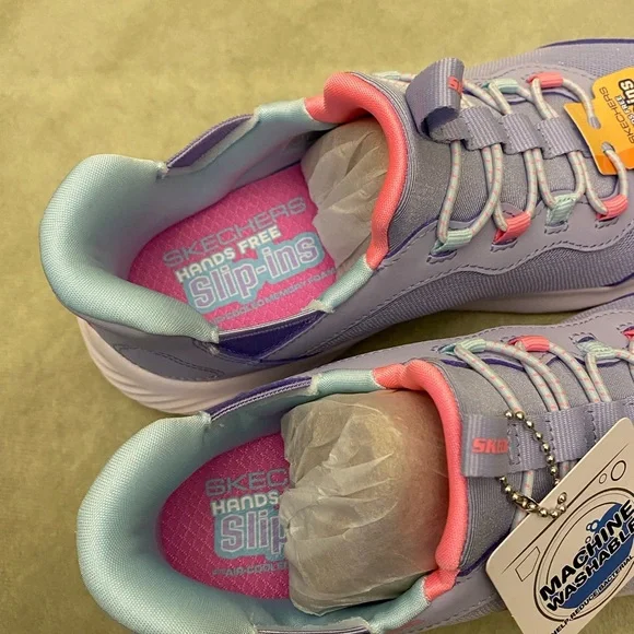 Skechers Girl's Bounder-Simple Cute Sneaker - Picture 4 of 9